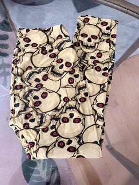 LuLaRoe Yellow Skull Print Leggings with Red Eye Accents